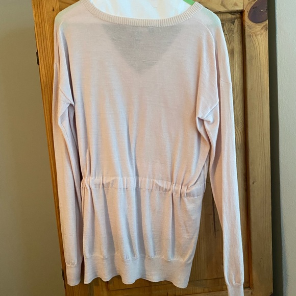 Light blush ladies size m sweater detailing at waist- high/low cut - Picture 4 of 4